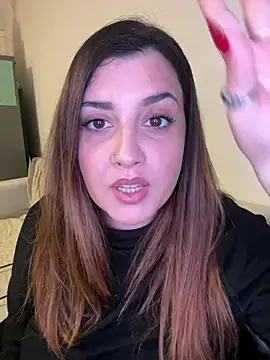 Snapshot of Novababy18 chatting on February 16, 9:59 pm Novababy18 online show from February 16, 9:59 pm