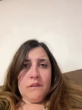 Snapshot of Novababy18 chatting on February 21, 12:16 am Novababy18 online show from February 21, 12:16 am