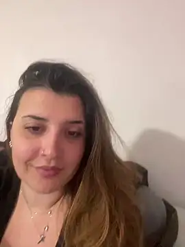 Snapshot of Novababy18 chatting on February 22, 1:44 am Novababy18 online show from February 22, 1:44 am