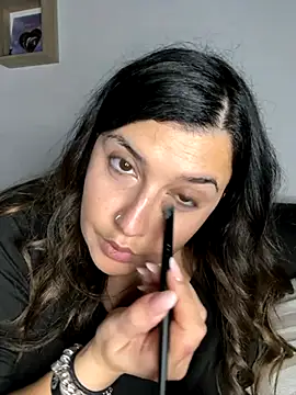 Snapshot of Novababy18 chatting on December 4, 11:35 pm Novababy18 online show from December 4, 11:35 pm