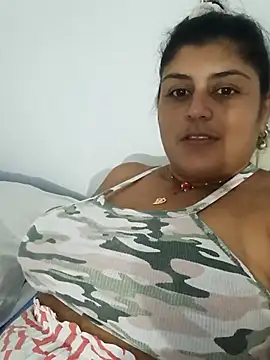 Snapshot of AlyDenalioficial chatting on March 1, 9:59 pm AlyDenalioficial online show from March 1, 9:59 pm