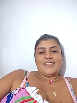 Snapshot of AlyDenalioficial chatting on November 9, 5:55 pm AlyDenalioficial online show from November 9, 5:55 pm