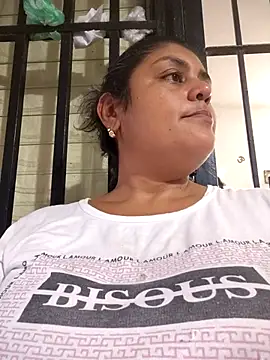 Snapshot of AlyDenalioficial chatting on November 20, 9:58 pm AlyDenalioficial online show from November 20, 9:58 pm