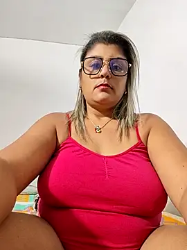 Snapshot of AlyDenalioficial chatting on April 7, 3:12 pm AlyDenalioficial online show from April 7, 3:12 pm