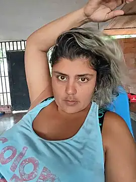 Snapshot of AlyDenalioficial chatting on June 4, 2:45 pm AlyDenalioficial online show from June 4, 2:45 pm
