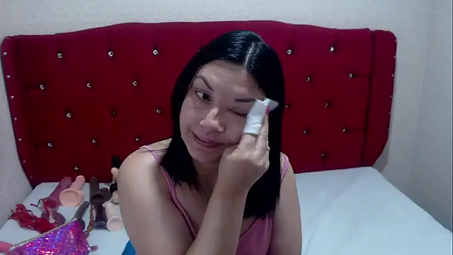 AdaFawxx online show from September 20, 4:24 am