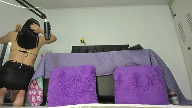 martinaclark online show from March 12, 4:18 am