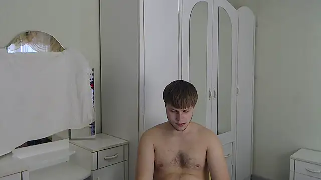 Snapshot of Zoro1999 chatting on March 11, 10:07 am Zoro1999 online show from March 11, 10:07 am