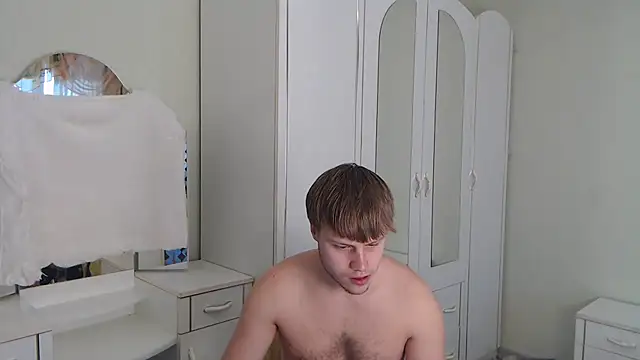 Snapshot of Zoro1999 chatting on March 14, 11:23 am Zoro1999 online show from March 14, 11:23 am