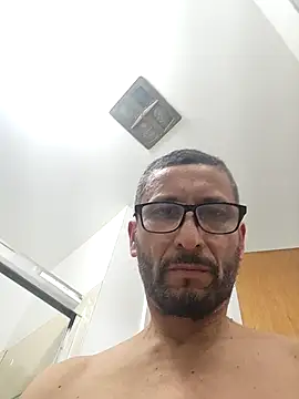 Snapshot of pajarol5co chatting on March 8, 5:28 am pajarol5co online show from March 8, 5:28 am