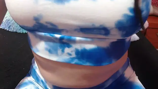 nadescomthxx online show from December 10, 3:30 am