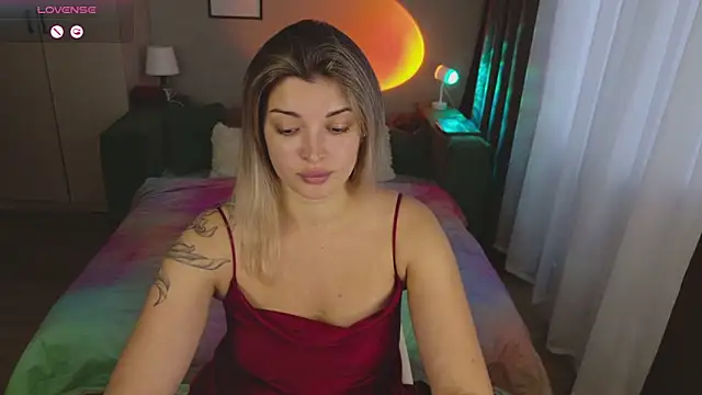 LancasterLady online show from October 2, 1:07 pm