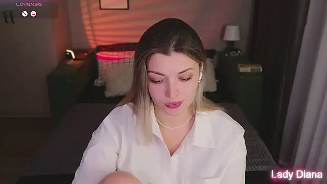 LancasterLady online show from November 19, 1:33 pm