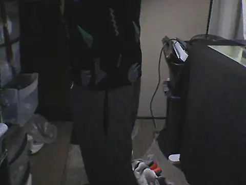 Snapshot of SideGhost chatting on May 8, 2:28 am SideGhost online show from May 8, 2:28 am