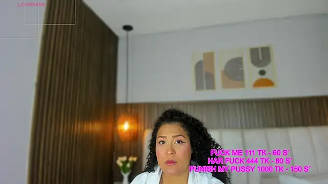 Ashleyy23x online show from June 16, 7:27 pm