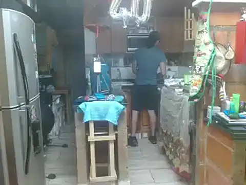 Snapshot of Dr_Pocholate84 chatting on January 9, 9:05 pm Dr Pocholate84 online show from January 9, 9:05 pm