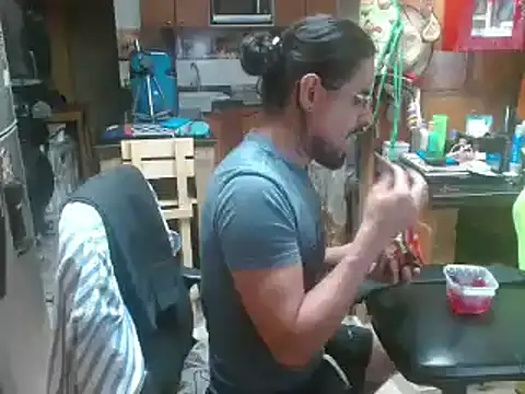 Snapshot of Dr_Pocholate84 chatting on January 10, 4:22 am Dr Pocholate84 online show from January 10, 4:22 am