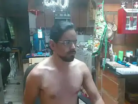 Snapshot of Dr_Pocholate84 chatting on January 11, 2:41 am Dr Pocholate84 online show from January 11, 2:41 am