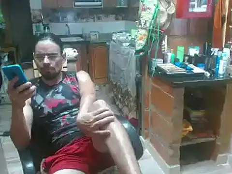 Snapshot of Dr_Pocholate84 chatting on January 11, 5:41 am Dr Pocholate84 online show from January 11, 5:41 am