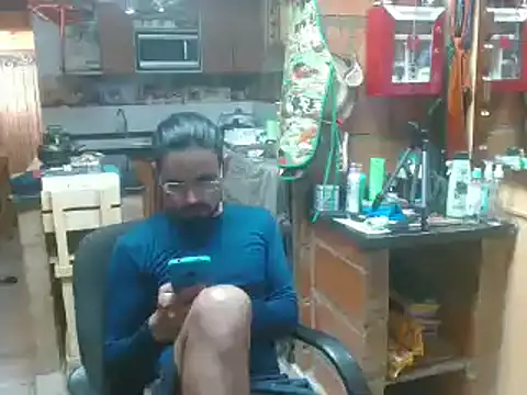 Snapshot of Dr_Pocholate84 chatting on January 12, 7:53 pm Dr Pocholate84 online show from January 12, 7:53 pm