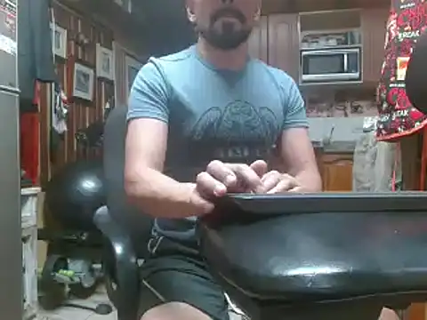 Snapshot of Dr_Pocholate84 chatting on January 23, 2:12 am Dr Pocholate84 online show from January 23, 2:12 am