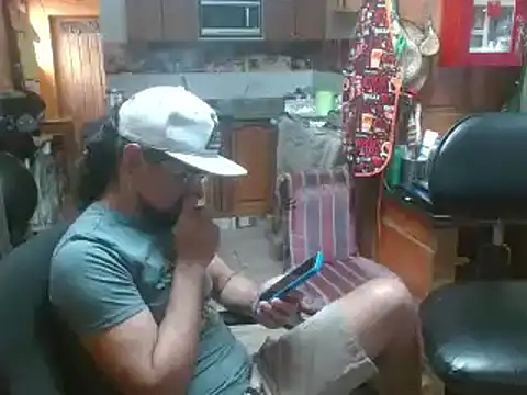 Snapshot of Dr_Pocholate84 chatting on January 23, 9:18 pm Dr Pocholate84 online show from January 23, 9:18 pm