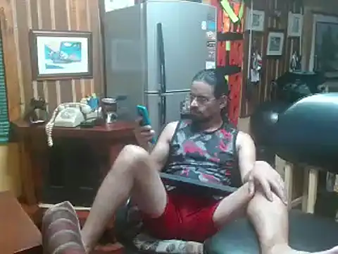 Snapshot of Dr_Pocholate84 chatting on January 24, 4:37 am Dr Pocholate84 online show from January 24, 4:37 am