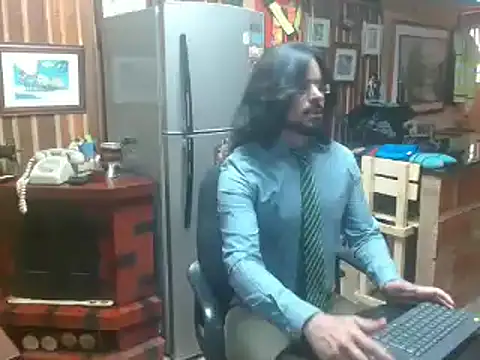 Snapshot of Dr_Pocholate84 chatting on January 24, 6:25 pm Dr Pocholate84 online show from January 24, 6:25 pm