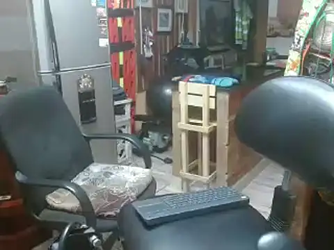 Snapshot of Dr_Pocholate84 chatting on January 26, 3:27 am Dr Pocholate84 online show from January 26, 3:27 am