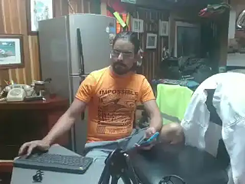 Snapshot of Dr_Pocholate84 chatting on January 29, 11:14 pm Dr Pocholate84 online show from January 29, 11:14 pm