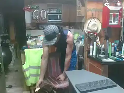 Snapshot of Dr_Pocholate84 chatting on January 31, 12:28 am Dr Pocholate84 online show from January 31, 12:28 am