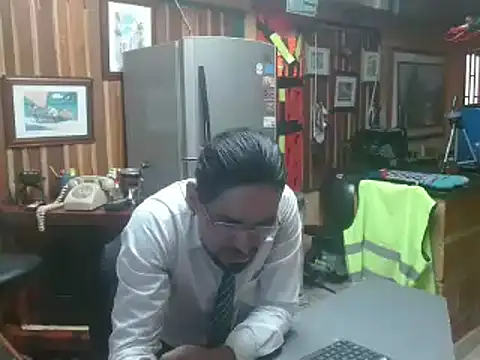 Snapshot of Dr_Pocholate84 chatting on January 31, 4:59 pm Dr Pocholate84 online show from January 31, 4:59 pm