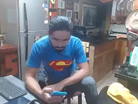 Snapshot of Dr_Pocholate84 chatting on February 26, 3:10 am Dr Pocholate84 online show from February 26, 3:10 am