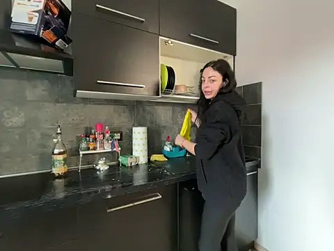 Chloe Ricci online show from February 19, 9:49 am