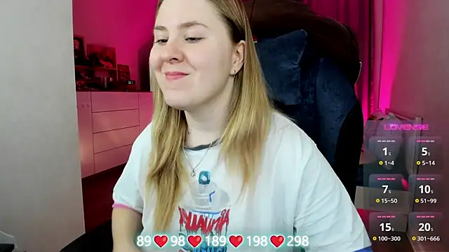 Olivia Munk online show from December 23, 3:59 am