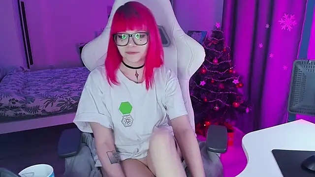 Snapshot of Yumi_Youkai chatting on December 16, 7:04 am Yumi Youkai online show from December 16, 7:04 am