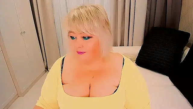 BIGTITSBBW online show from November 16, 1:39 pm