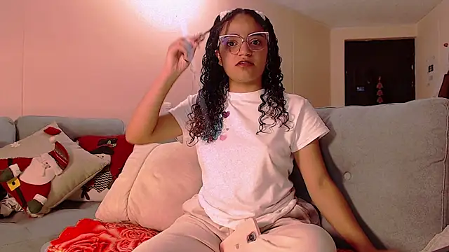 DAHLIA BROWNIE online show from January 7, 1:52 am