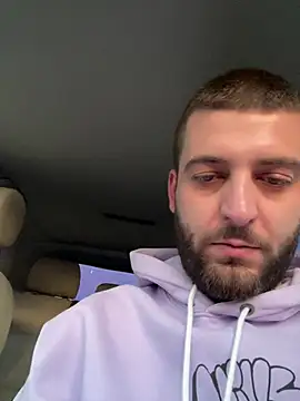 ElChapoGuzman95 online show from February 22, 4:09 pm