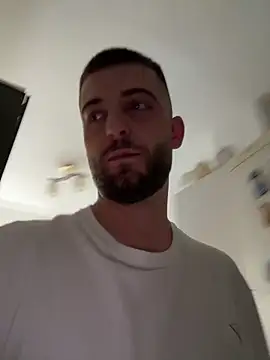 ElChapoGuzman95 online show from March 10, 3:20 pm