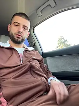 ElChapoGuzman95 online show from March 12, 6:51 am