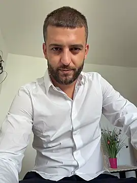ElChapoGuzman95 online show from July 21, 8:16 am