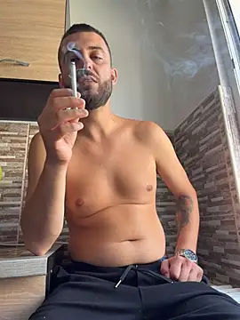ElChapoGuzman95 online show from July 29, 10:24 am