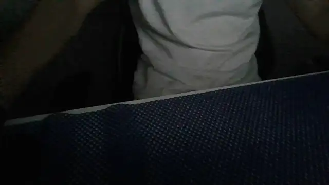 spuitbeer0 online show from October 19, 9:54 am