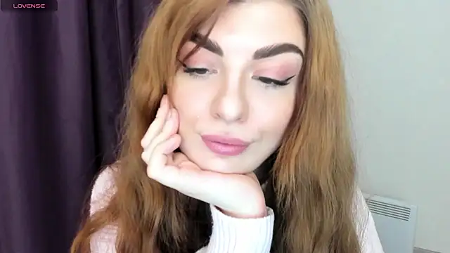 Snapshot of _comefeelme_ chatting on January 26, 12:43 pm comefeelme online show from January 26, 12:43 pm