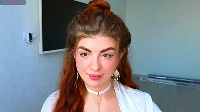 Snapshot of _comefeelme_ chatting on February 20, 11:42 am comefeelme online show from February 20, 11:42 am