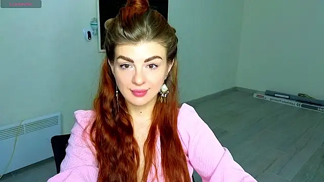 Snapshot of _comefeelme_ chatting on February 21, 4:18 am comefeelme online show from February 21, 4:18 am