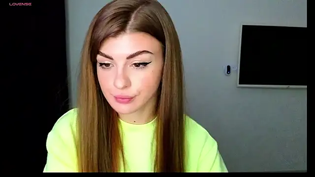 Snapshot of _comefeelme_ chatting on March 12, 4:02 pm comefeelme online show from March 12, 4:02 pm