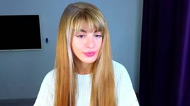 Snapshot of _comefeelme_ chatting on October 23, 2:55 am comefeelme online show from October 23, 2:55 am