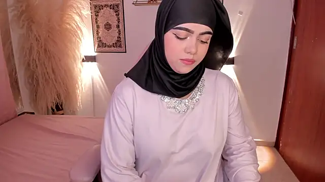 shayla 18 online show from January 23, 7:51 pm